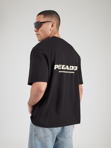 Tricou 'Colne' de la Pegador pe negru