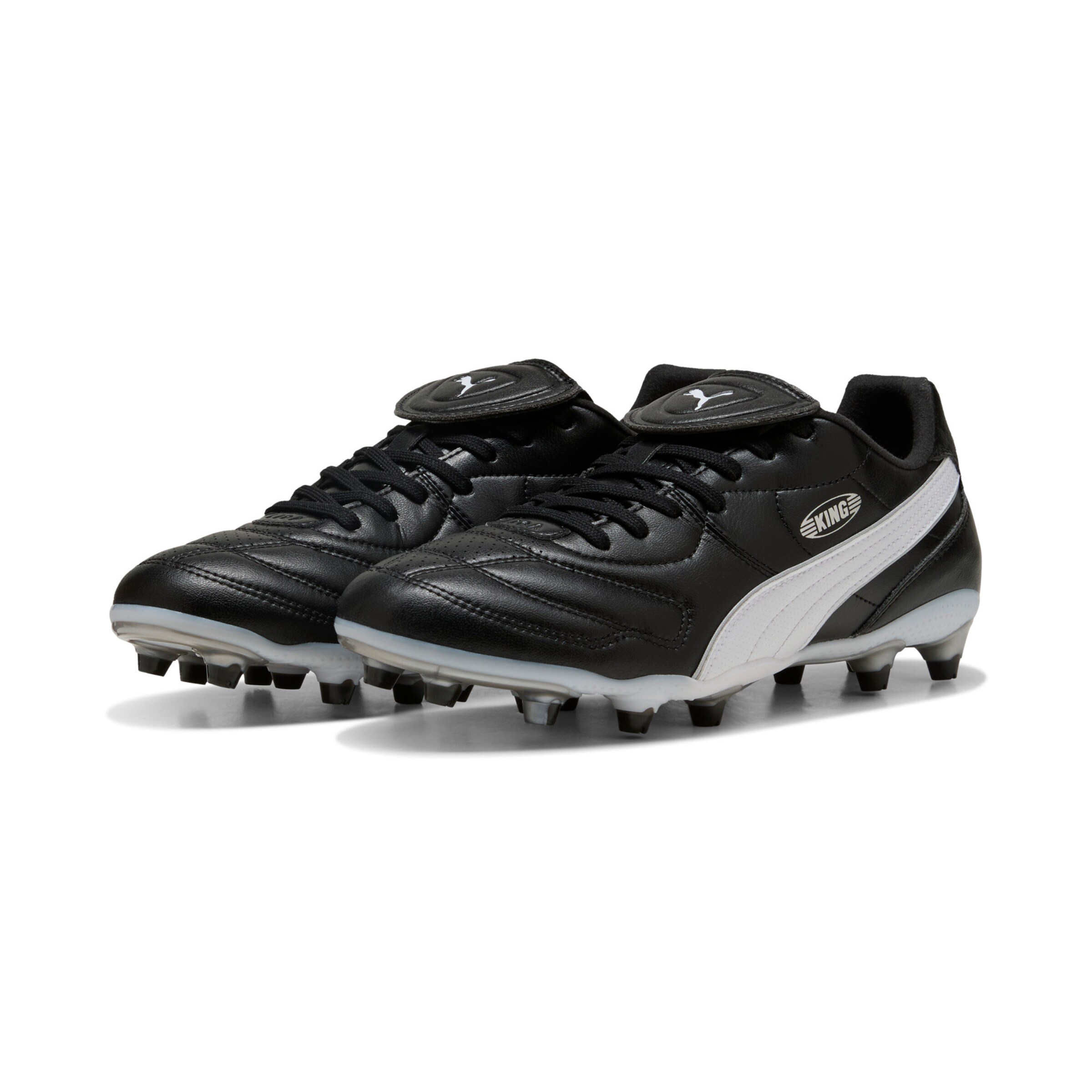 PUMA Fußballschuh in Schwarz