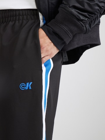 Loosefit Pantalon Calvin Klein Jeans en noir