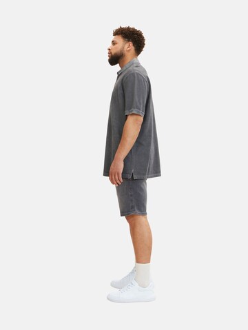 TOM TAILOR Men + Regular Shorts in Grau