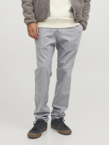 Regular Pantalon 'Marco' JACK & JONES en gris : devant