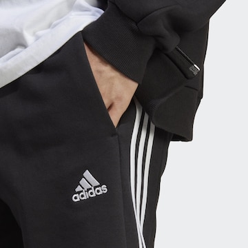 ADIDAS SPORTSWEAR Regular Sportshorts 'Essentials' in Schwarz