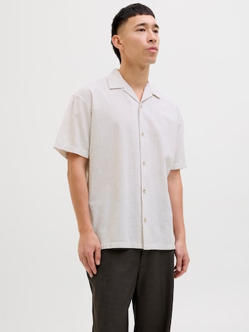Fit confort Chemise 'JJESummer Resort' JACK & JONES en beige : devant