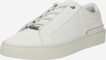 Sneaker bassa 'Gary Tenn' di BOSS in bianco: frontale