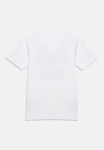 Nike Sportswear Тениска в бяло: отзад