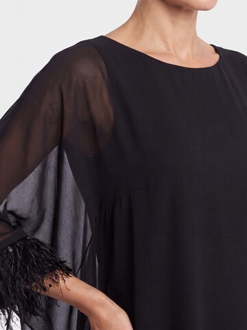 APART Kleid in Schwarz