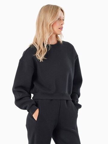 Organication Sweatshirt in Schwarz