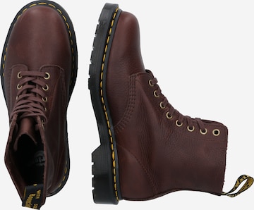 ruda Dr. Martens Suvarstomieji kulkšnis dengiantys batai 'PASCAL'