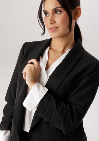 Aniston SELECTED Blazer in Schwarz