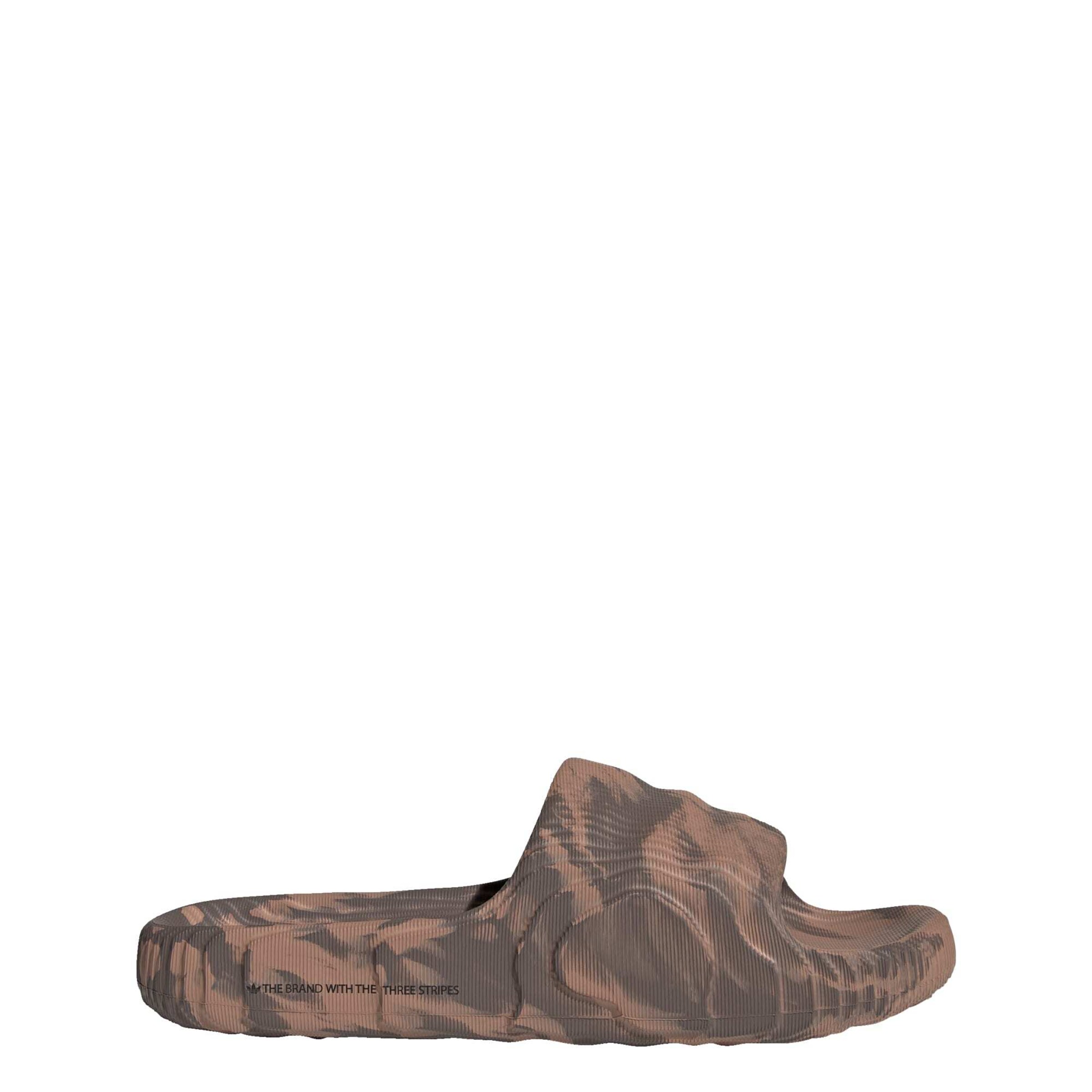 ADIDAS ORIGINALS Šľapky 'Island Club Adilette 22' - Hnedá