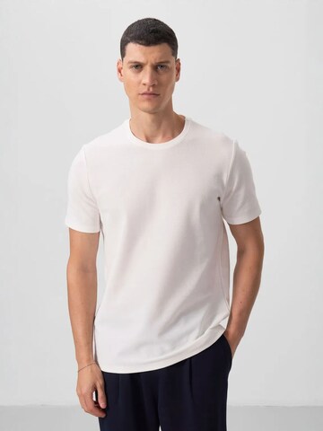 Tommy Life Shirt 'T-Shirts' in Beige: front