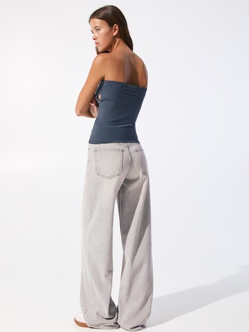Pull&Bear Top in Grey
