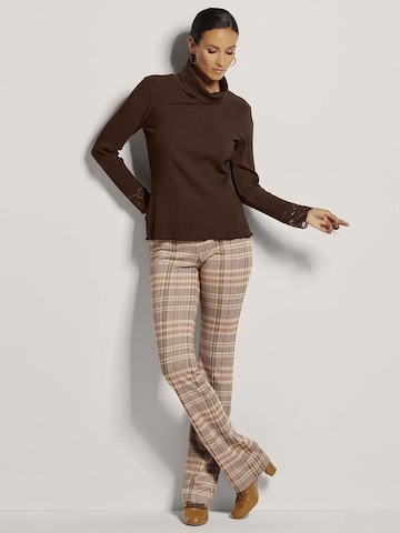 MADELEINE Shirt in Bruin