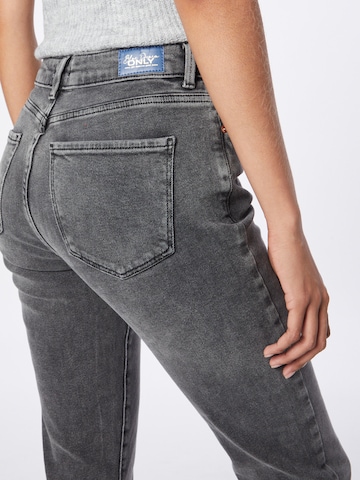 ONLY regular Jeans i grå