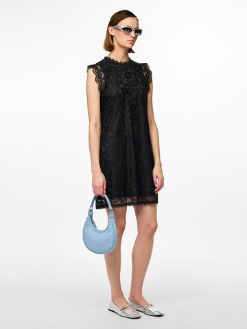 PIECES - Vestido 'Olline' en negro