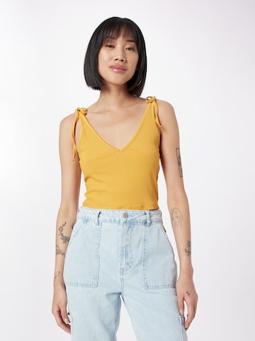 ABOUT YOU Top 'Marika' in Yellow: front