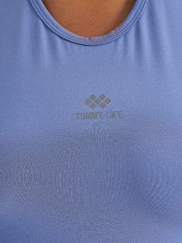 Tommy Life Aktive Oberteile in Blau