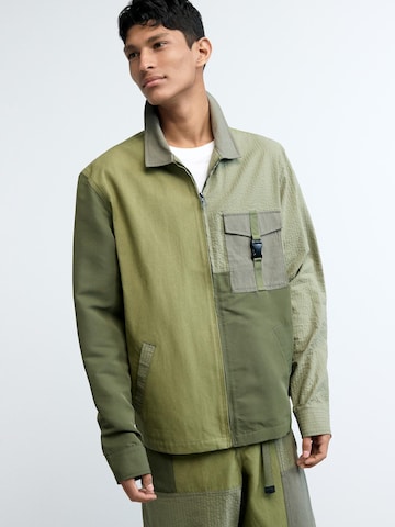 DesigualPrijelazna jakna - zelena boja: prednji dio