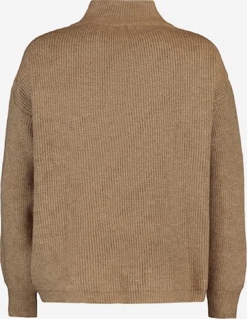 Trendyol Sweater in Brown