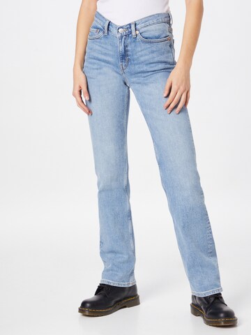 WEEKDAY Regular Jeans in Blauw: voorkant