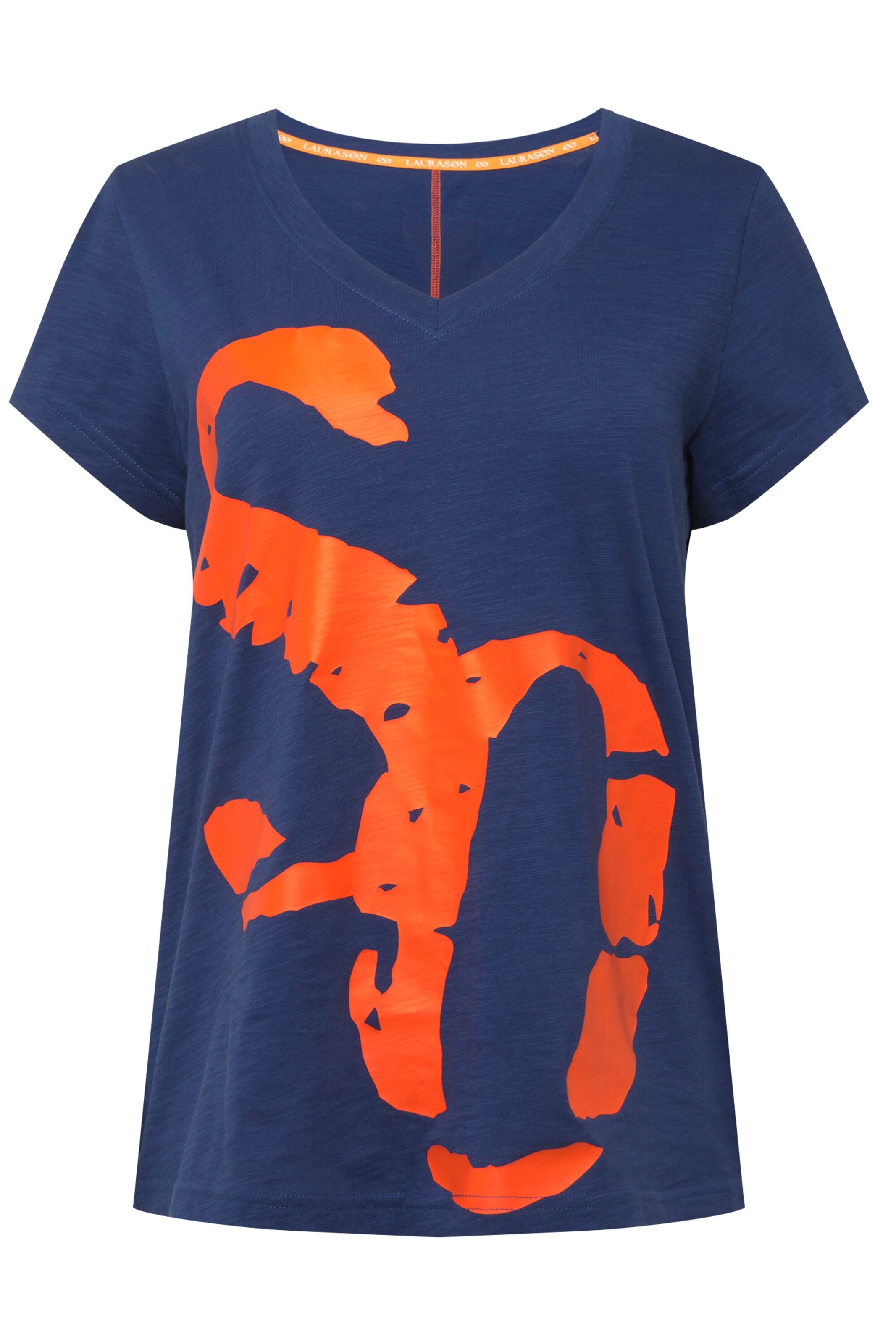 LAURASØN Shirt in Blue: front