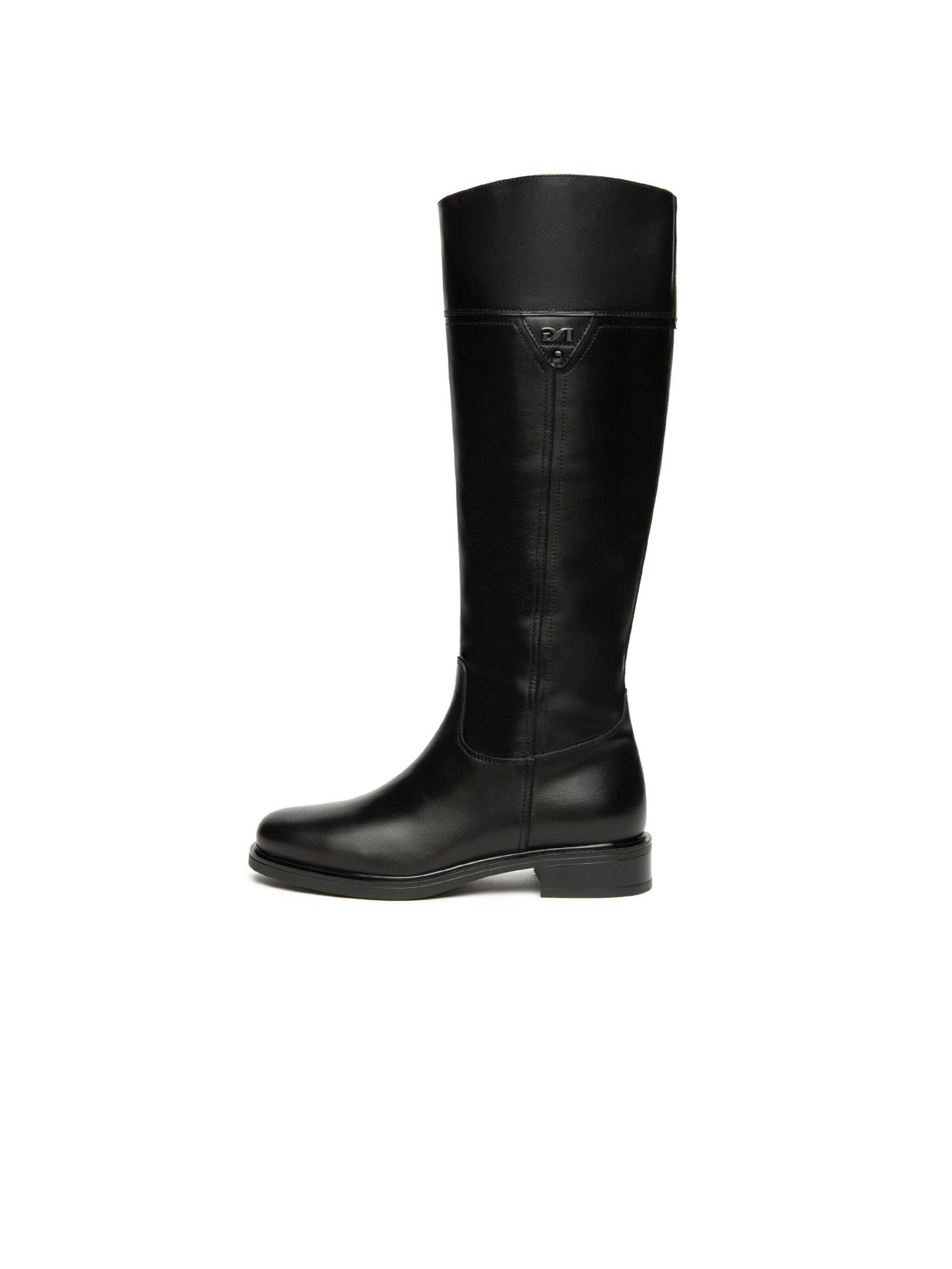 Nero Giardini Boot 'Mousse Tr Atessa' in Black: front