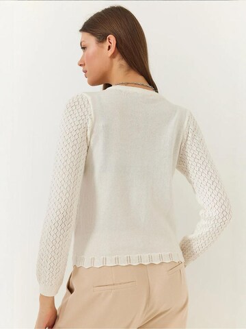 Cardigan Bianco Lucci en beige