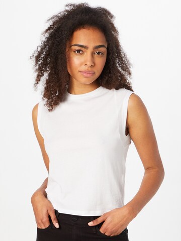 FRAME Shirt in White: front