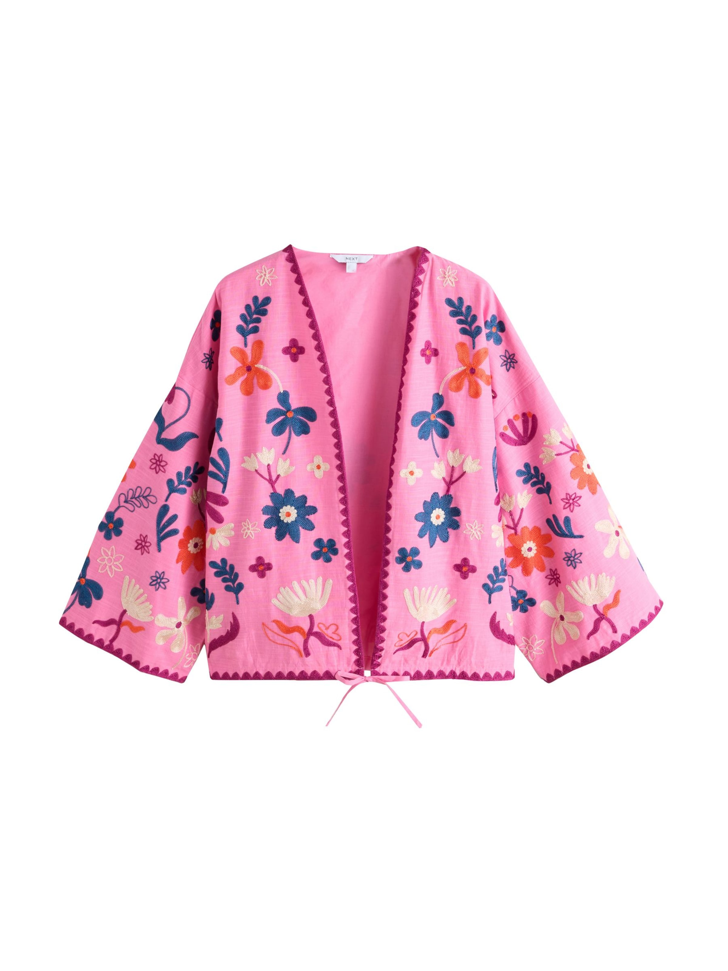 Next Veste mi-saison en S-M en bleu marine / pitaya / rouge vif / blanc, Vue avec produit