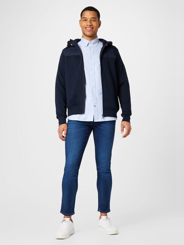 TOMMY HILFIGER Sweatjacke in Blau