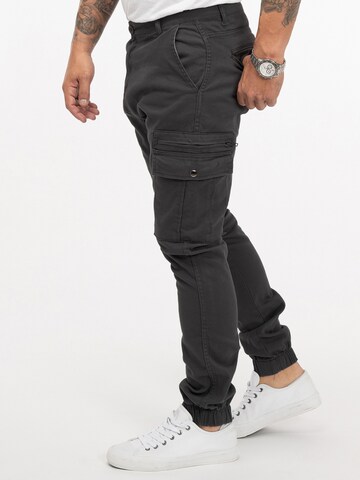 Rock Creek Tapered Cargo Pants in Grey