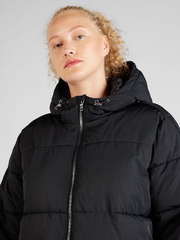 Manteau d’hiver 'ZHANNA' Object Curve en noir