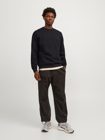 JACK & JONES Sweatshirt 'JCOStagger' in Zwart