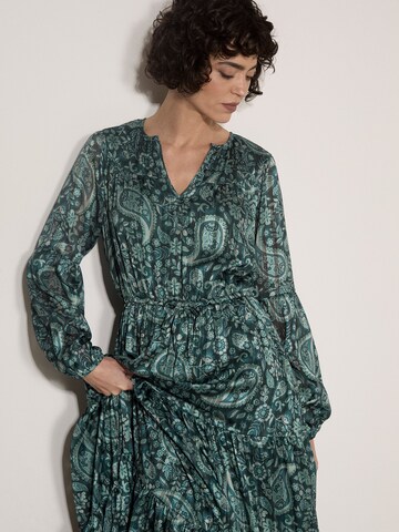 Robe ' ' Apricot en vert