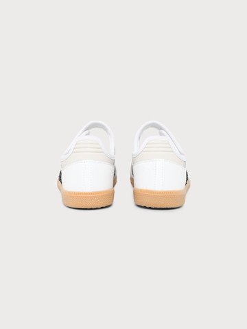 ADIDAS ORIGINALS Balerinke 'Samba' | bela barva