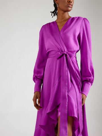 Robe de cocktail SWING en violet