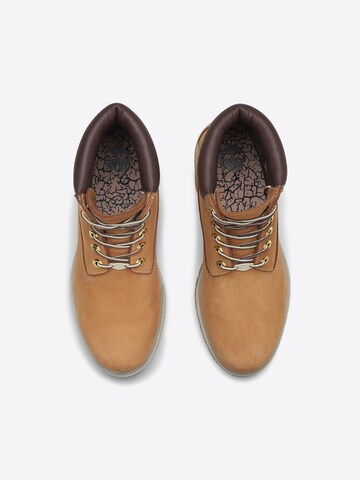 Bocanci cu șireturi de la TIMBERLAND pe maro