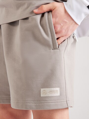 Loosefit Pantaloni sportivi di ADIDAS PERFORMANCE in beige