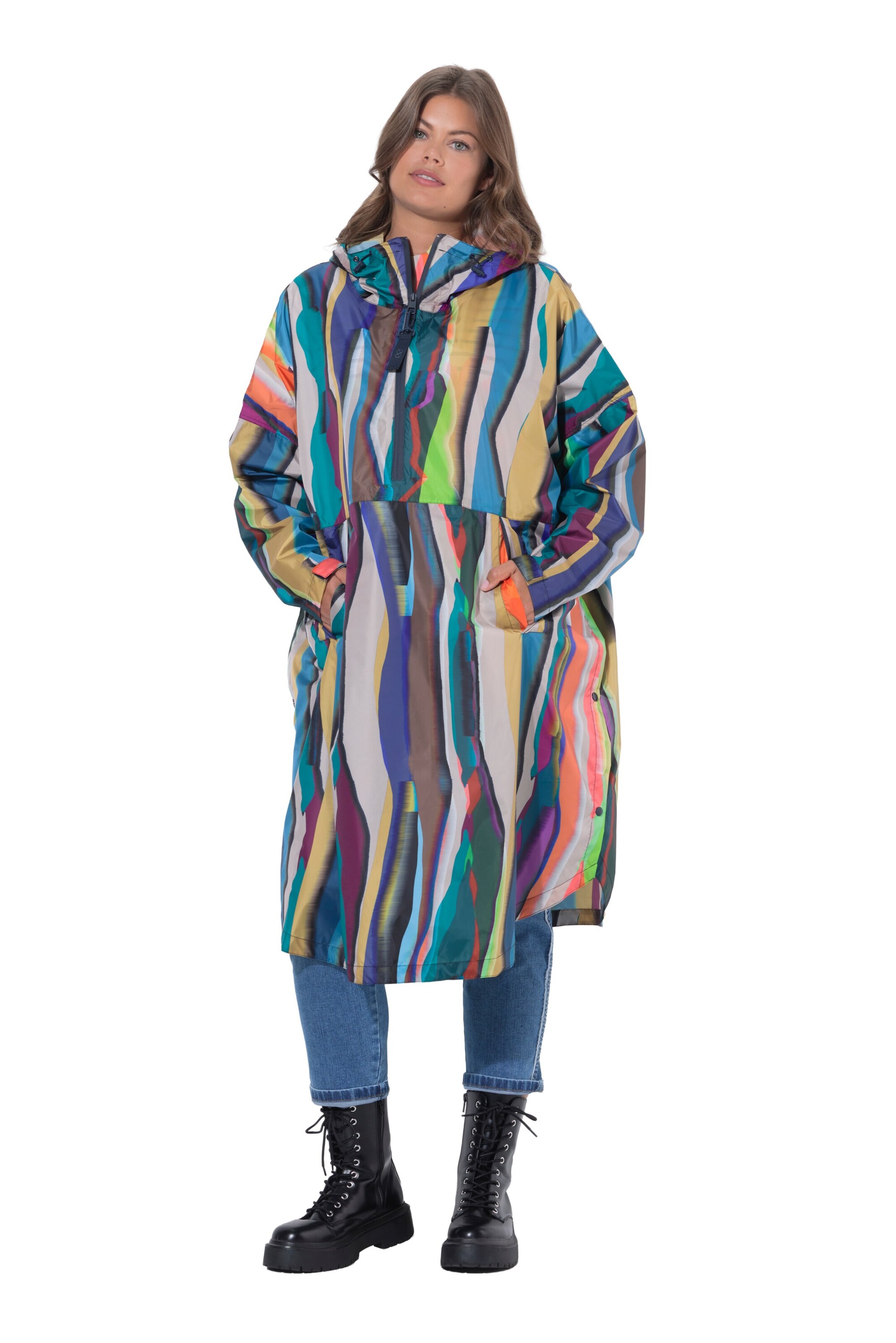 LAURASØN Performance Jacket in Mixed colors: front