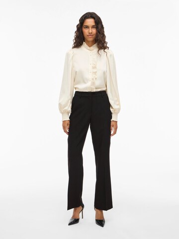VILA - regular Pantalón 'ANNYS' en negro