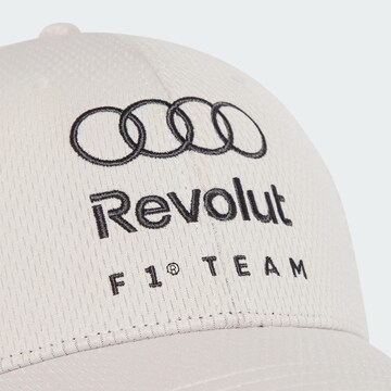 Casquette de sport 'Audi Revolut F1 Team Dna' ADIDAS PERFORMANCE en blanc