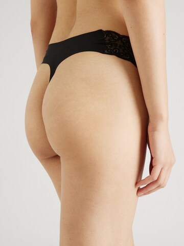String Cotton On Body en noir