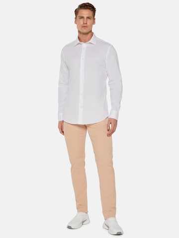 Boggi Milano Slim Fit Businesskjorte i hvit
