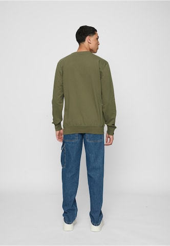 MT Men Sweatshirt in Green