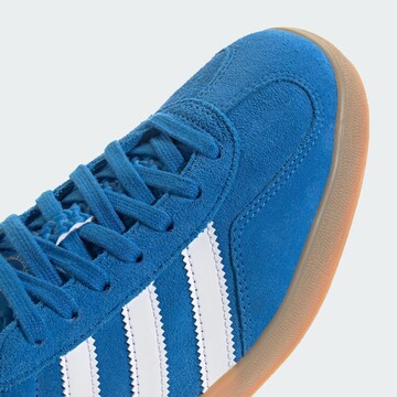 ADIDAS ORIGINALS Låg sneaker 'Gazelle' i blå
