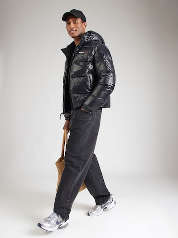 Geacă de iarnă de la Abercrombie & Fitch pe negru