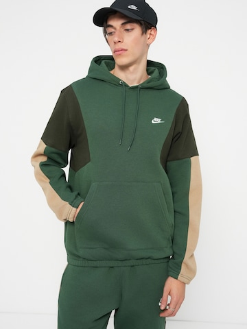 Nike Sportswear Joggingová souprava 'CLUB FLEECE' – zelená