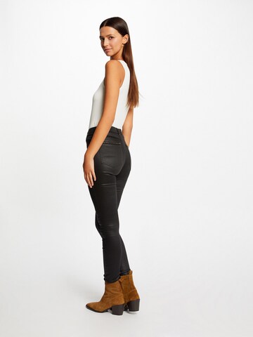 Skinny Pantalon Morgan en noir