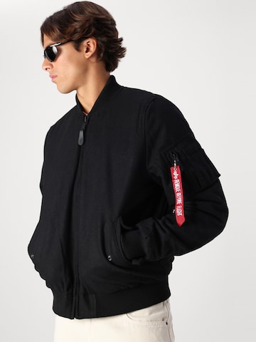 ALPHA INDUSTRIES Jacke 'MA-1' in Schwarz