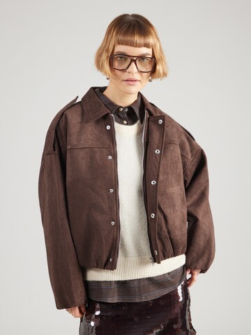brūns OH APRIL Starpsezonu jaka 'Katie': no priekšpuses